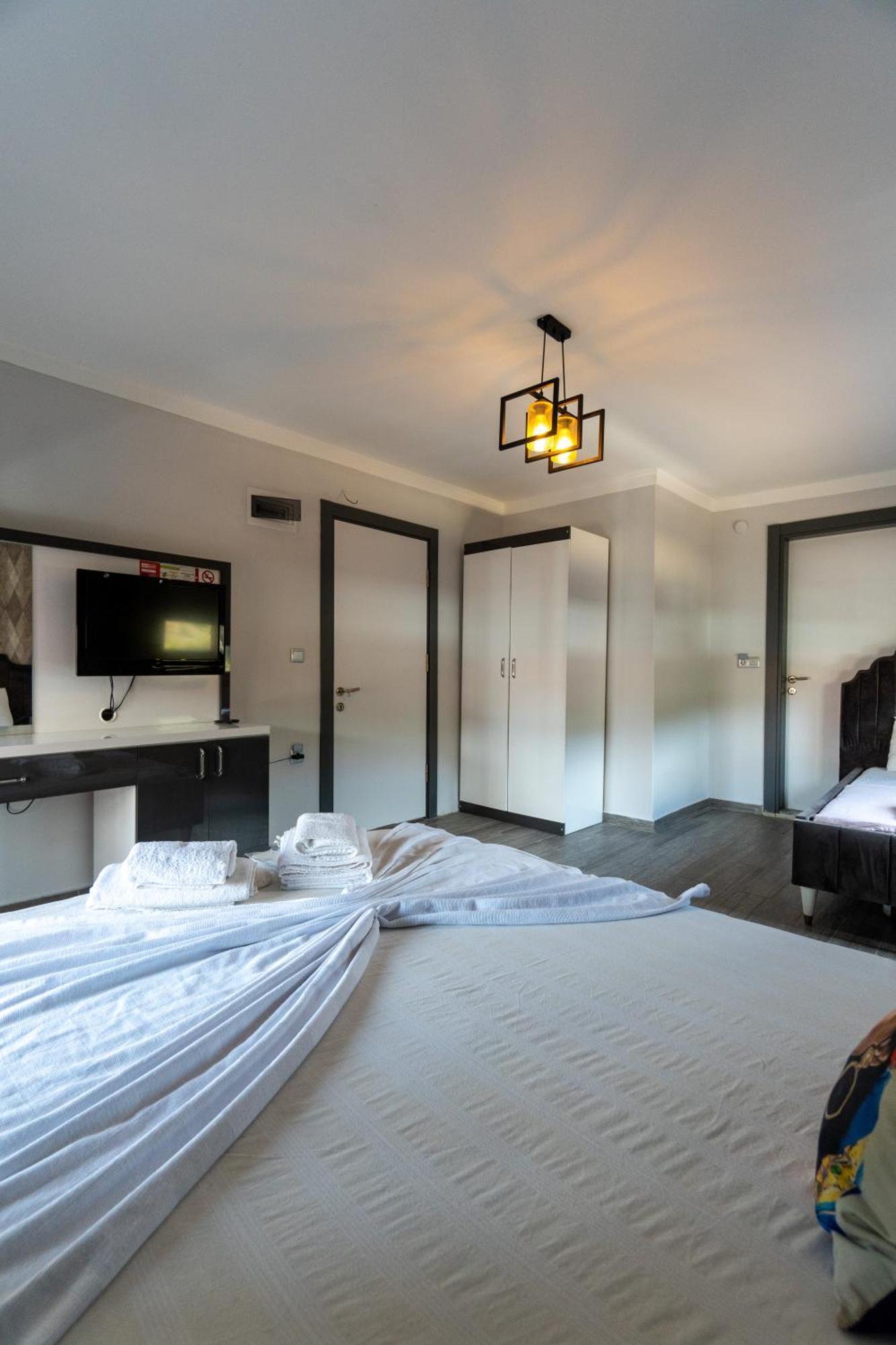 Stone House Butik Otel Ізмір Екстер'єр фото